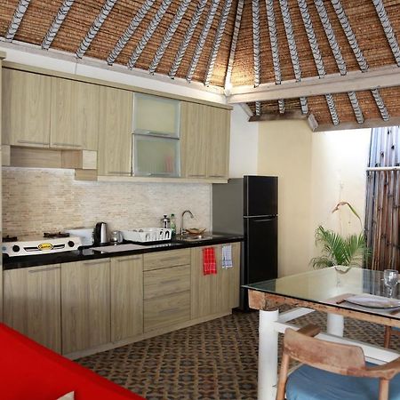 Villa Sentosa, Cheerful 3-Bedroom Villa With Pool Gili Trawangan Buitenkant foto