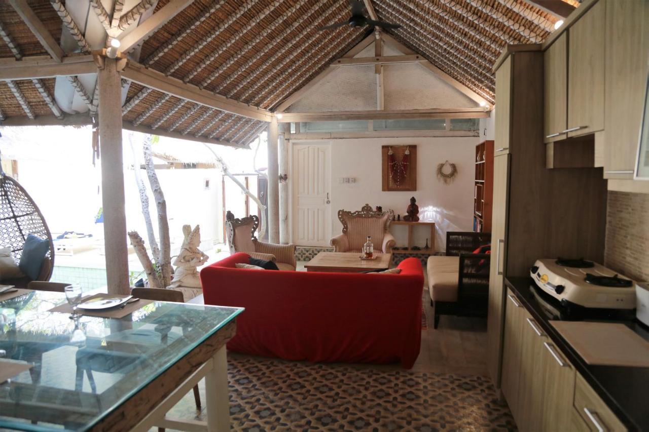 Villa Sentosa, Cheerful 3-Bedroom Villa With Pool Gili Trawangan Buitenkant foto