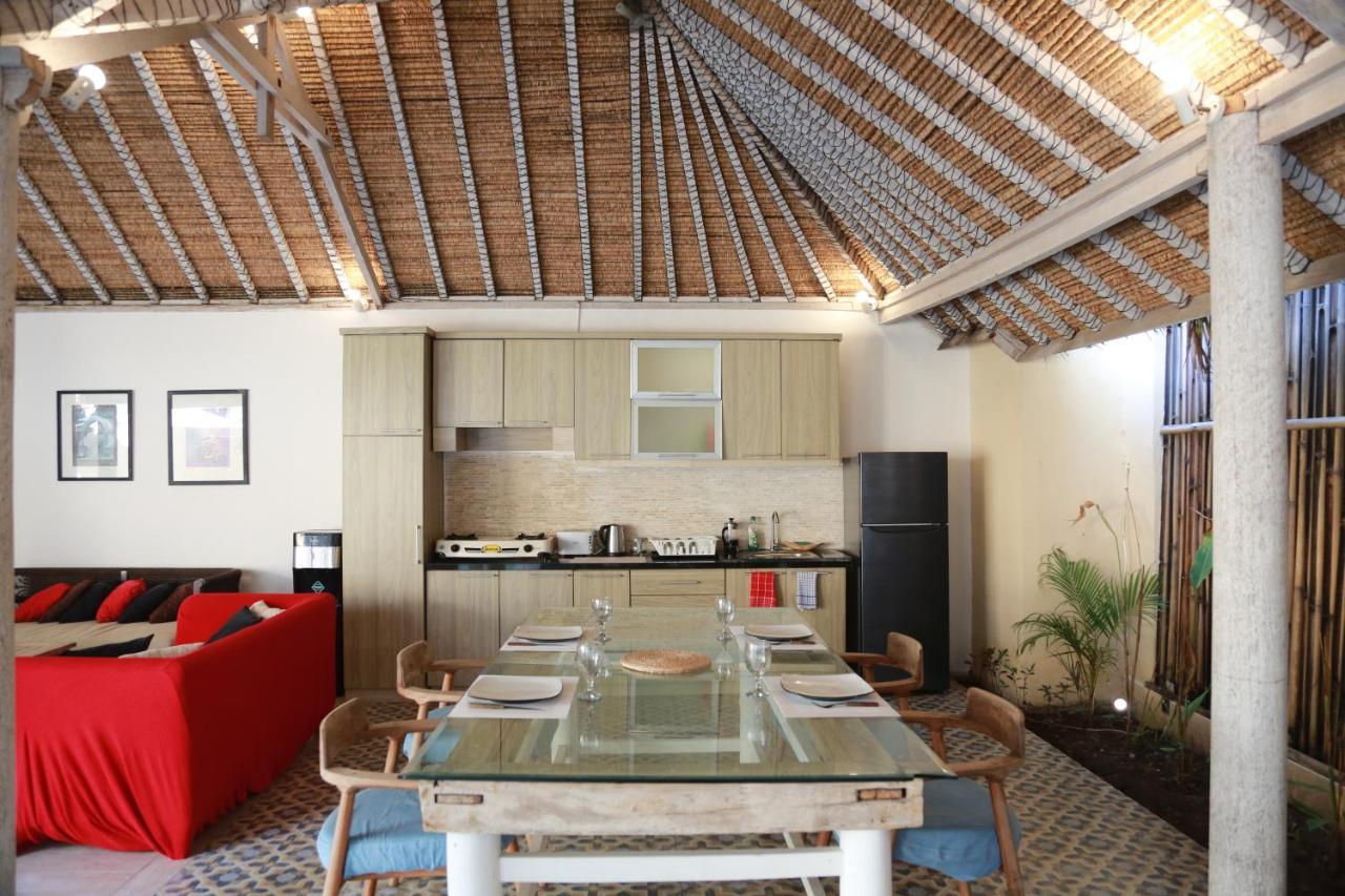 Villa Sentosa, Cheerful 3-Bedroom Villa With Pool Gili Trawangan Buitenkant foto