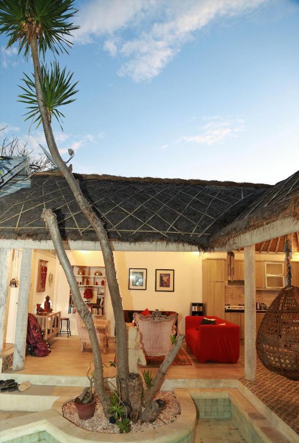 Villa Sentosa, Cheerful 3-Bedroom Villa With Pool Gili Trawangan Buitenkant foto